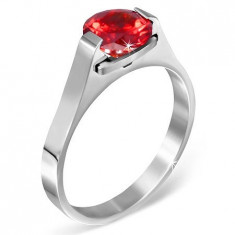 Inel din oțel - piatră roșie luna &quot;Ianuarie&quot;, cleme în lateral - Marime inel: 50