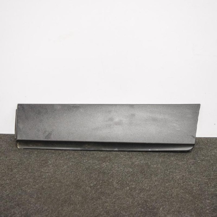 Bandou inferior ușă st&acirc;nga spate OPEL MOKKA / MOKKA X 2018 OEM: 95157446 10660339