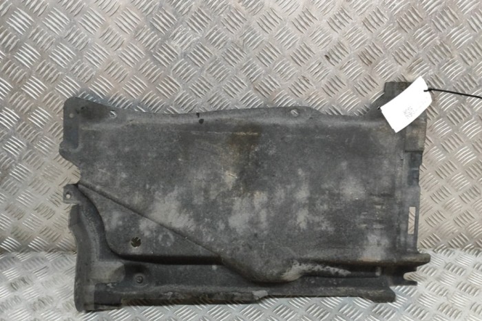 Scut motor st&acirc;nga spate AUDI A6 Avant 4G5, C7, 4GD 2014 OEM: 4G0825215E | 22295299
