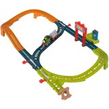 Cumpara ieftin Set de joaca Thomas &amp;amp; Friends - Push Along, Circuitul de livrari al lui Percy