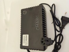 Incarcator YP 60V &ndash; 20A, triciclu electric Volta APM5 trotinet 60v20ah