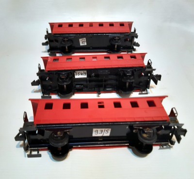 Lot vagoane calatori Trix - scara HO foto