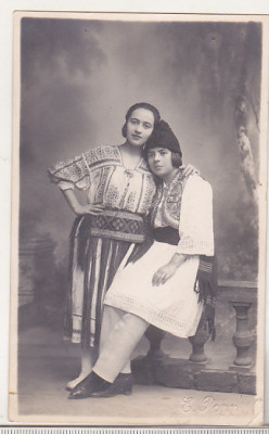 bnk foto Copii in costume populare - Foto E Popp Ploesti 1923 foto