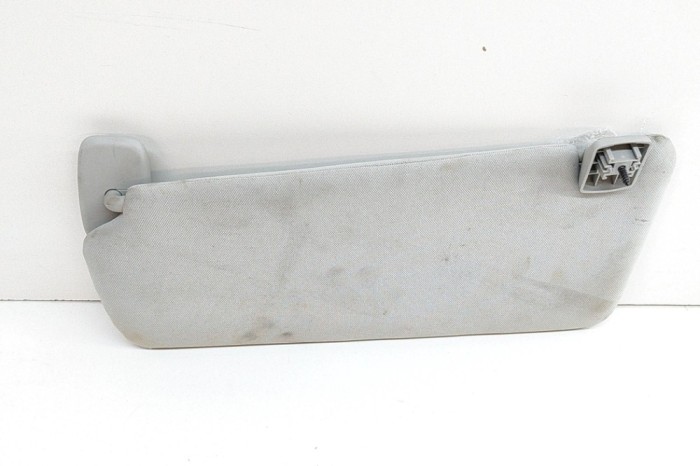 Parasolar dreapta LAND ROVER RANGE ROVER EVOQUE L538 2018 OEM: LR084834 25365474