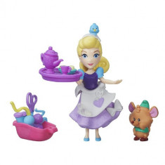 Disney Little Kingdom Petrecerea de Cusut a Cenusaresei foto