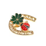 Brosa martisor potcoava aurie