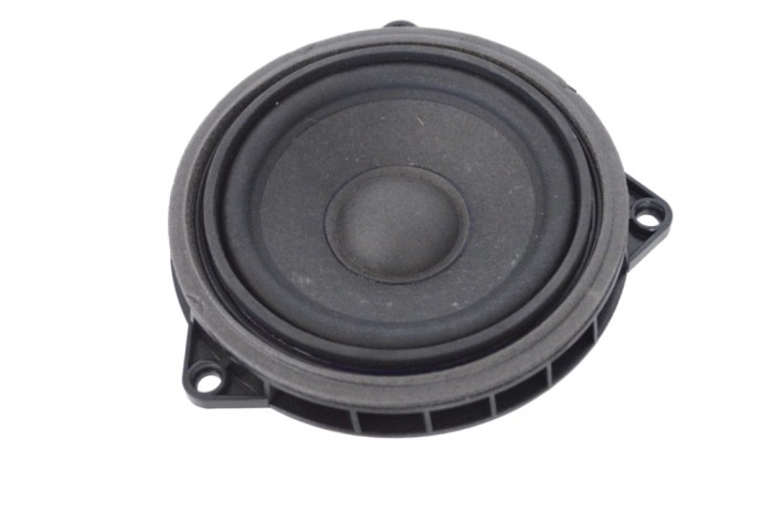 Difuzor ușă st&acirc;nga spate BMW 6 Gran Coupe F06 2014 OEM: 9210451 17733897