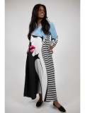 Cumpara ieftin Rochie Maxi Pink Lips Multicoloră, M&acirc;necă Lungă, Buzunare, Talie Unică S-XL, Imprimeu Modern, Poliester/Elastan