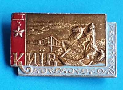 Insigna veche Rusia Sovietica URSS - KIEV foto