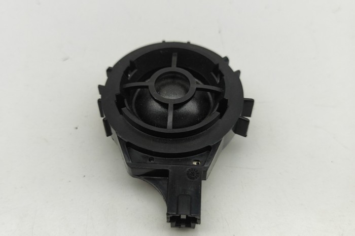 Difuzor ușă dreapta spate AUDI Q3 F3 2021 OEM: 83A035399A 31716093