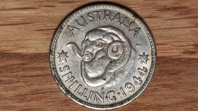 Australia -moneda de colectie- 1 shilling 1944 argint 925 -George VI- superba! foto