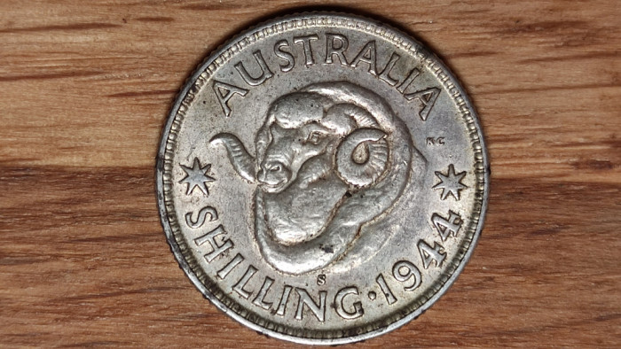 Australia -moneda de colectie- 1 shilling 1944 argint 925 -George VI- superba!