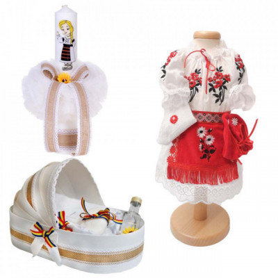 Set botez traditional fetita, trusou botez landou, lumanare si costum foto