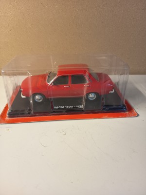 Macheta Dacia 1300 sigilata 1:24 foto
