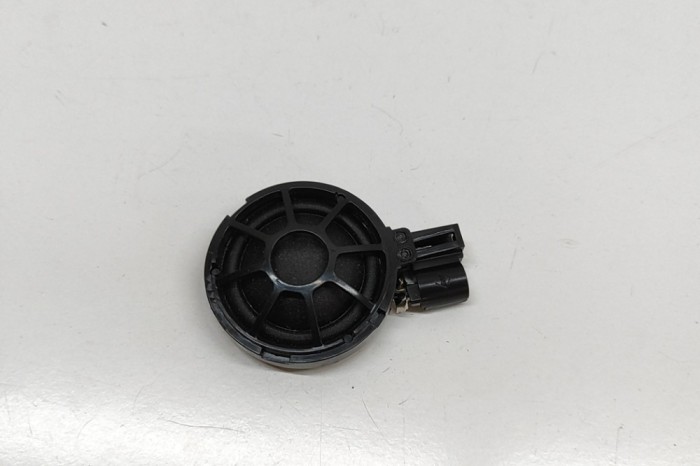 Difuzor ușă st&acirc;nga spate TESLA MODEL X 2020 OEM: 1004833-00-A | 31691534