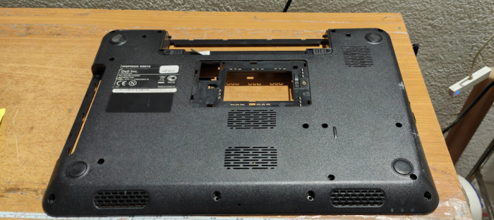 Bottom Case Laptop Dell Inspiron N5010 #A5555