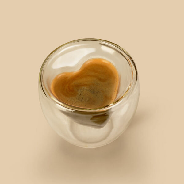 Ceașcă de sticlă cu pereți dubli - cu formă de inimă - 180 ml