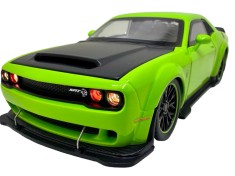 Macheta Dodge SRT Hellcat verde 1:32 &ndash; Replica metal cu lumini, usi si capota functionale