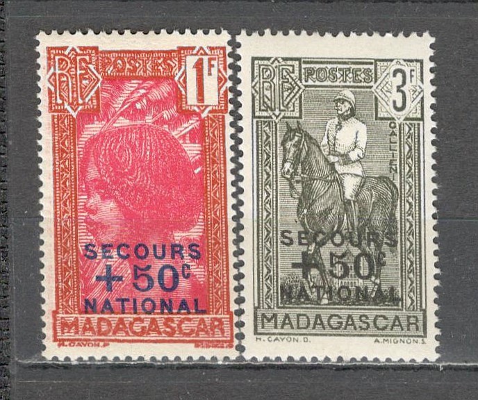 Madagascar.1942 Ajutor colonial-supr. SM.129