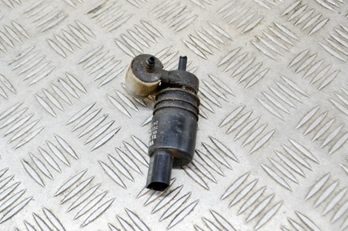 Motor rezervor lichid de parbriz VW PASSAT Variant B7 365 2014 OEM: 1K6955651,3122789 14960286