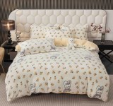 Cumpara ieftin Lenjerie de pat dublu cocolino,4 piese, cearceaf cu elastic,crem cu floricele si iepurasi-A1431