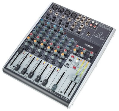 Mixer Behringer Xenyx 1204USB foto