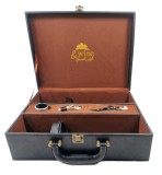 Cumpara ieftin Set Cadou Vin Watchbox: Cutie Piele Eco Neagra, Tirbuson, Palnie, Inel - Sticle 750ml/1L - Elegant &amp; Special