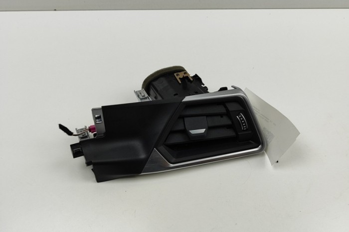 Gura de ventilație planșa de bord BMW 3 G20, G28 2024 OEM: 5A3B8D0 30468854
