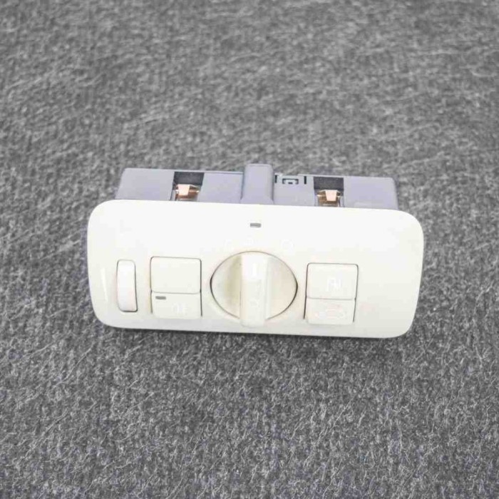 Modul de control comutator faruri VOLVO V60 2011 OEM: 30739420 4196396