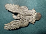 Insigna pilot militar Ferdinand 1 perioada 1914 1915 1916 1927 varianta tombac argintat
