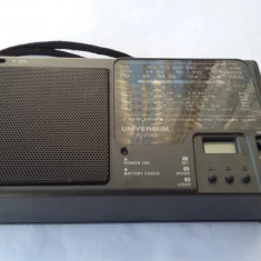 RADIO UNIVERSUM TR-1015 . FUNCTIONEAZA .