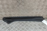 Ornament picurator haion dreapta BMW i4 G26 2023 OEM: 9448320 23821428