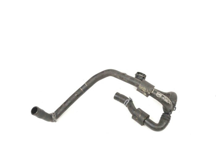 Furtun de lichid de răcire AUDI A4 8K2, B8 2015 OEM: 8K0819332J 13503886