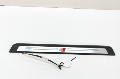 Ornament prag interior st&amp;acirc;nga față AUDI Q3 F3 2021 OEM: 83A947417 | 31054826 foto