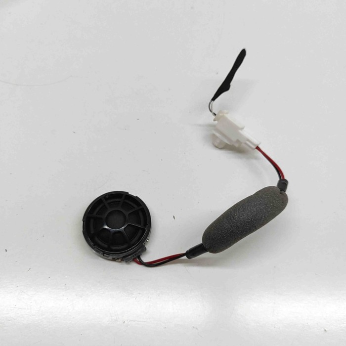 Difuzor ușă st&acirc;nga față TESLA MODEL X 2020 OEM: 1050724-00-A 31691695