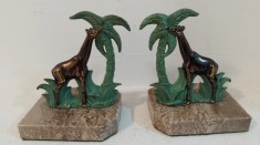 Superbe suporturi pentru cărți sculpturi girafe din bronz pe soclu din marmură