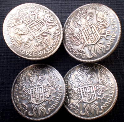 M.088 LOT 4 NASTURI METALICI MODEL MONEDA TALER AUSTRIA 20mm foto