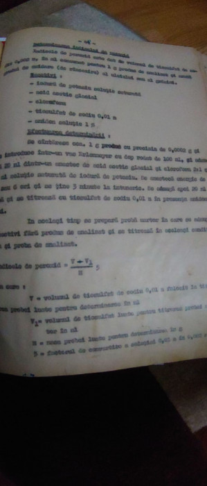 Indreptar de lucrari practice de chimie sanitara