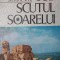 SUB SCUTUL SOARELUI