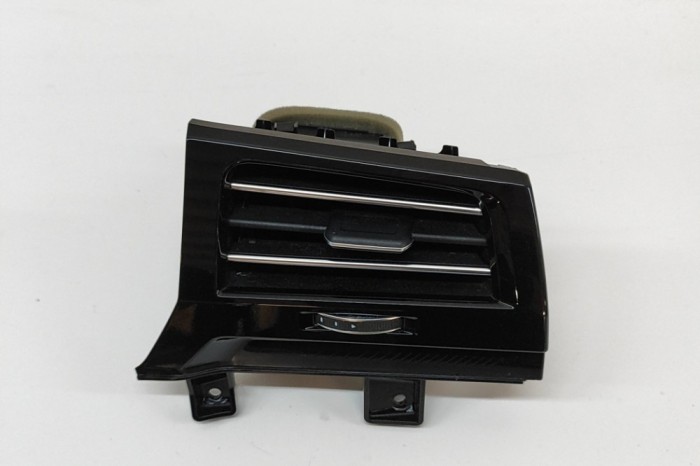 Gura de ventilație planșa de bord VW TOUAREG CR7 2023 OEM: 762858416,762947096B 30908178
