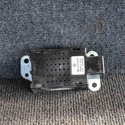 Amplificator de antena VW GOLF VI 5K1 2009 OEM: 5M0035570B | 1835208 foto