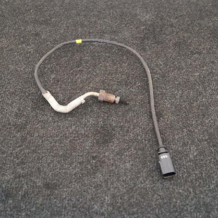 AUDI A3 8V1, 8VK 2013 OEM: 04L906088AR SKU: 2420310