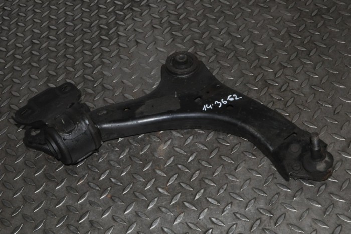 Braț inferior dreapta față VOLVO V70 III BW 2009 12025544