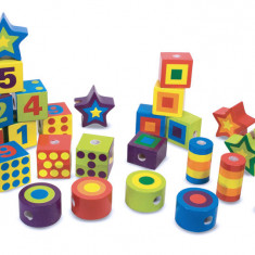 Joc cu activitati Insira Margelele Melissa and Doug