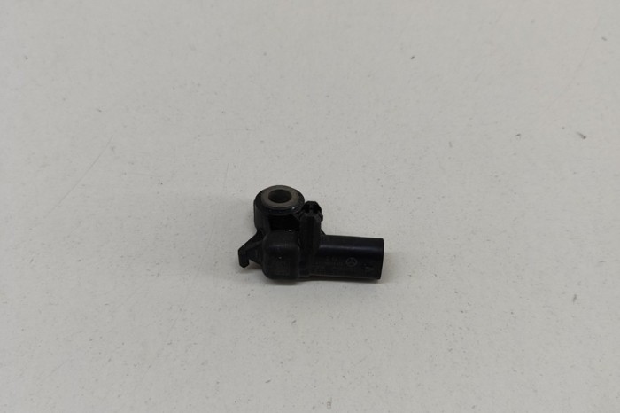 Senzor de impact dreapta față MERCEDES-BENZ C W206 2021 OEM: A2239056103 26957586