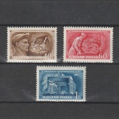 &Uacute;j&iacute;t&oacute;k (Inovatorii) LP 1173-1175 1950