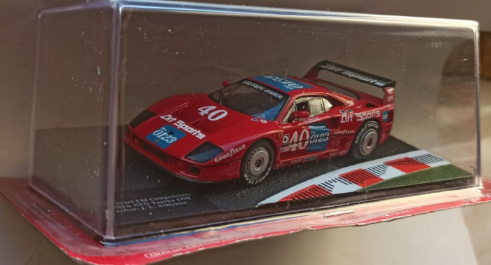 Macheta Ferrari F40 Competizione Schlesser 1990 - IXO/Altaya 1/43