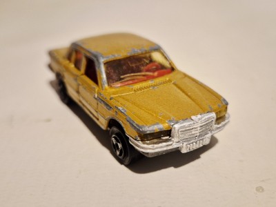 Mercedes 450 SE - Majorette foto
