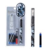 Set Stilou cu Model Camuflaj și 6 Rezerve cu Cerneală Albastră, CMCLASS