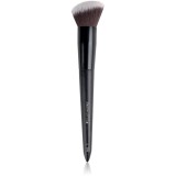 Brushworks Angled Blush Brush pensulă teșită pentru fardul de obraz tip NO. 7 1 buc